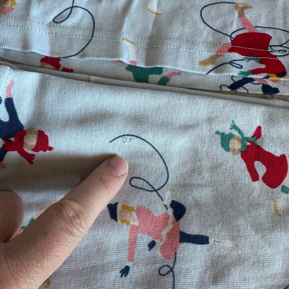 Hanna Andersson Ice Skating Christmas Pajamas - Size 6/7 - Picture 2 of 6